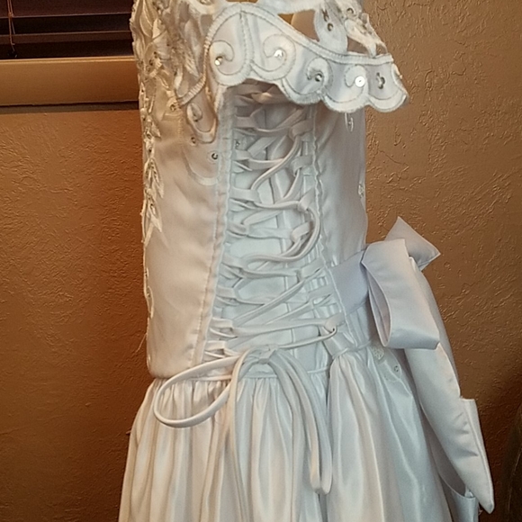 Handmade first communion dress - Picture 5 of 8